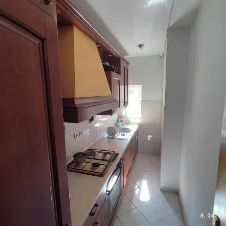 بيت شباب Impact House *